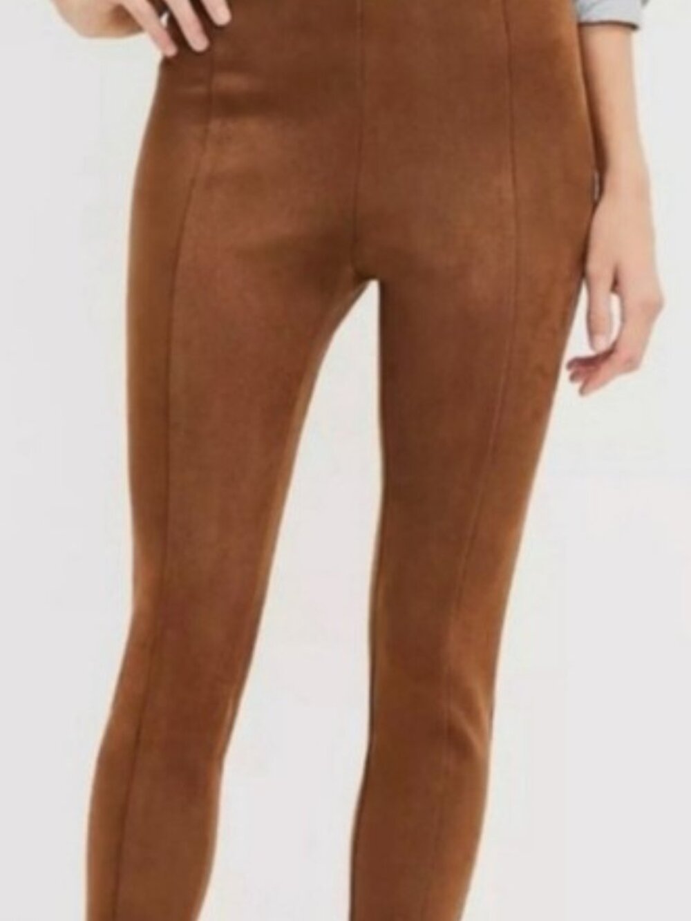 Tahari Suede Cropped Pants Size M